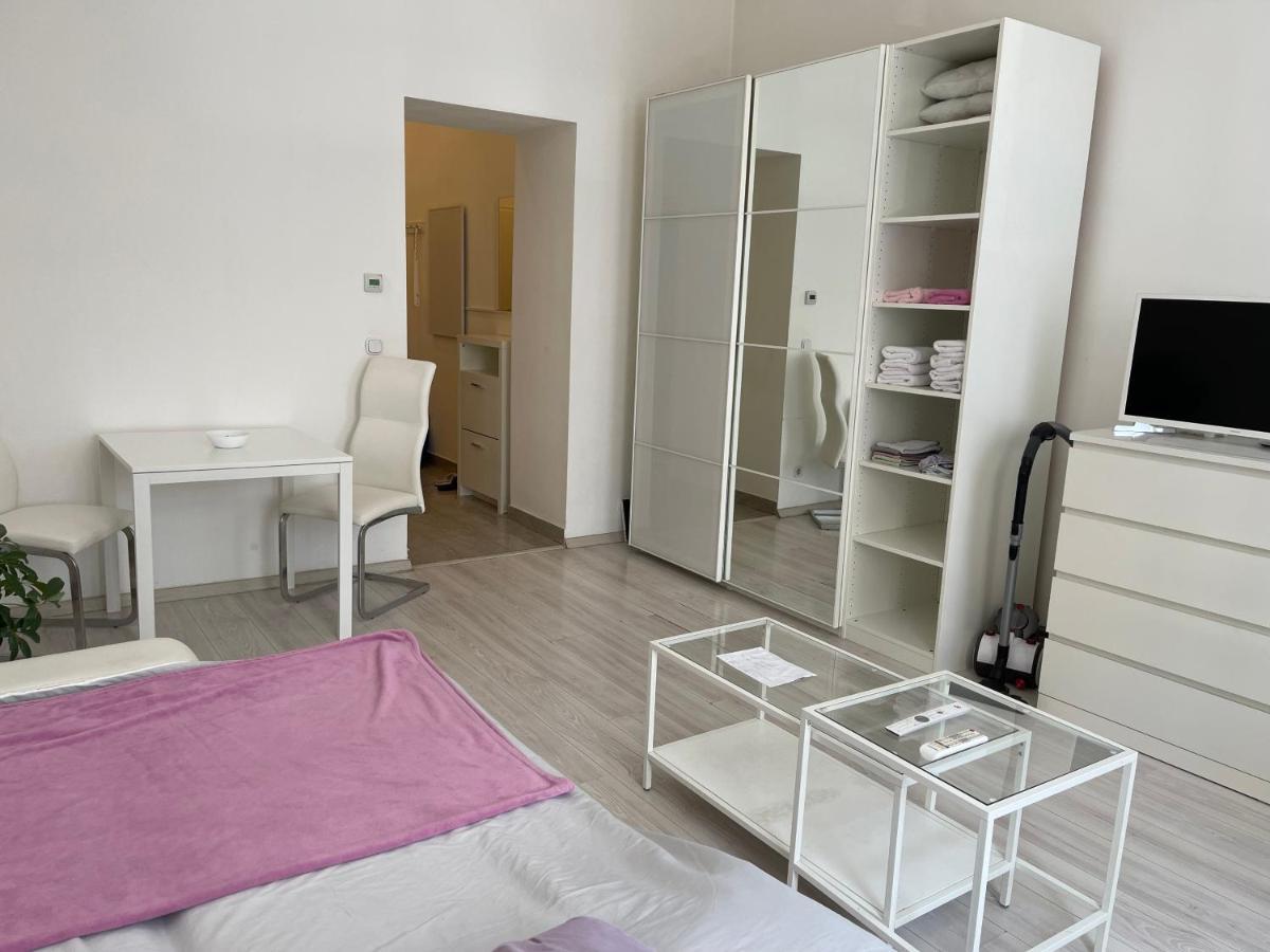 Hutteldorf Apartment Wien Exteriör bild